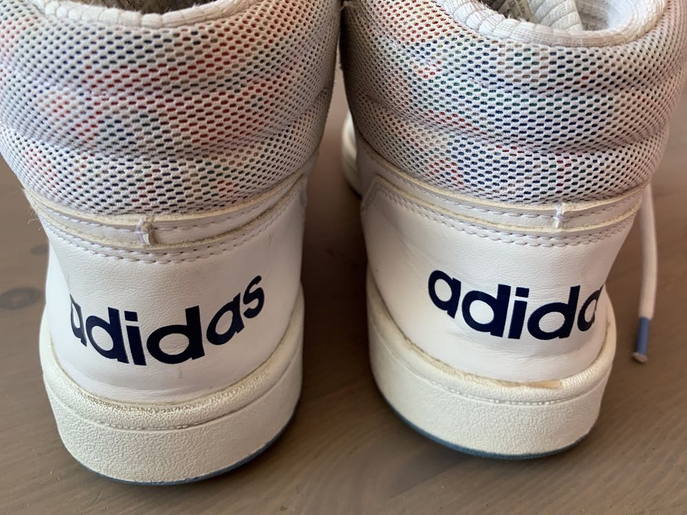 Buty damskie skórzane białe za kostkę Adidas