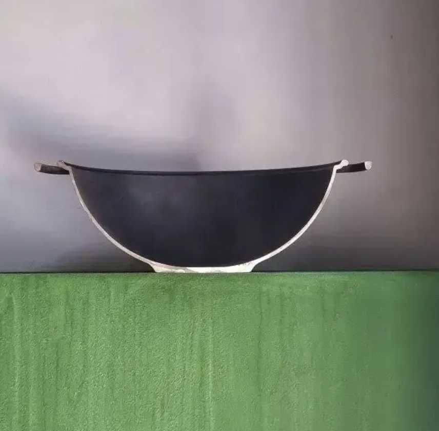Казан чавунний узбецький об`ємом 8 л WOK із кришкою-сковородою