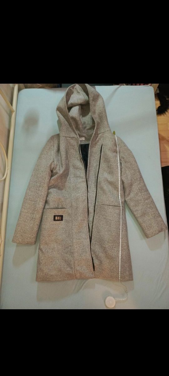 Płaszcz wyprodukowany w Włoszech