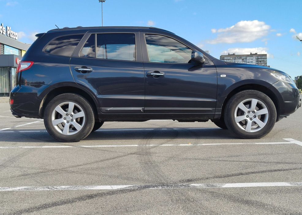 Hyundai Santa Fe -  9900 $, торг возможен