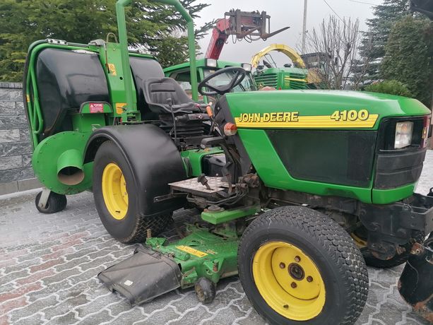 Traktorek komunalny ogrodniczy John Deere 4100 kosiarka spych do śnieg