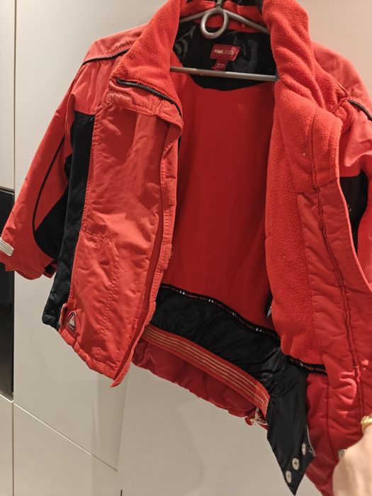 Kurtka narciarska ciepła i nie przewiewna