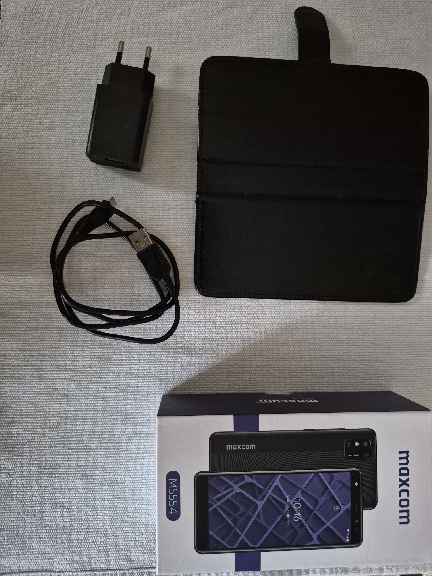 Sprzedam  smartfon maxcom MS554