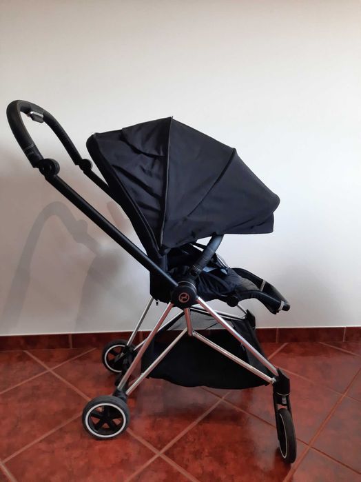 Carrinho de bebé