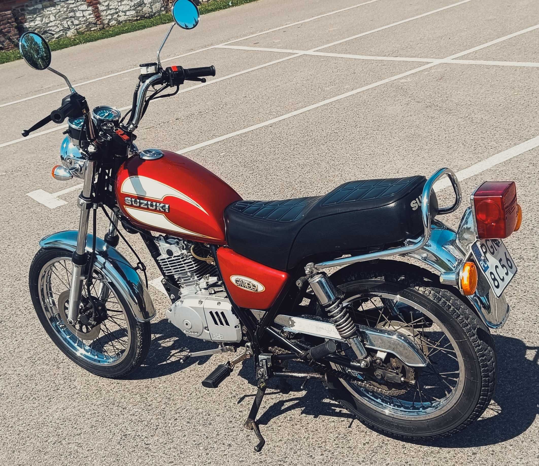 Motocykl SUZUKI GN 125 kat B