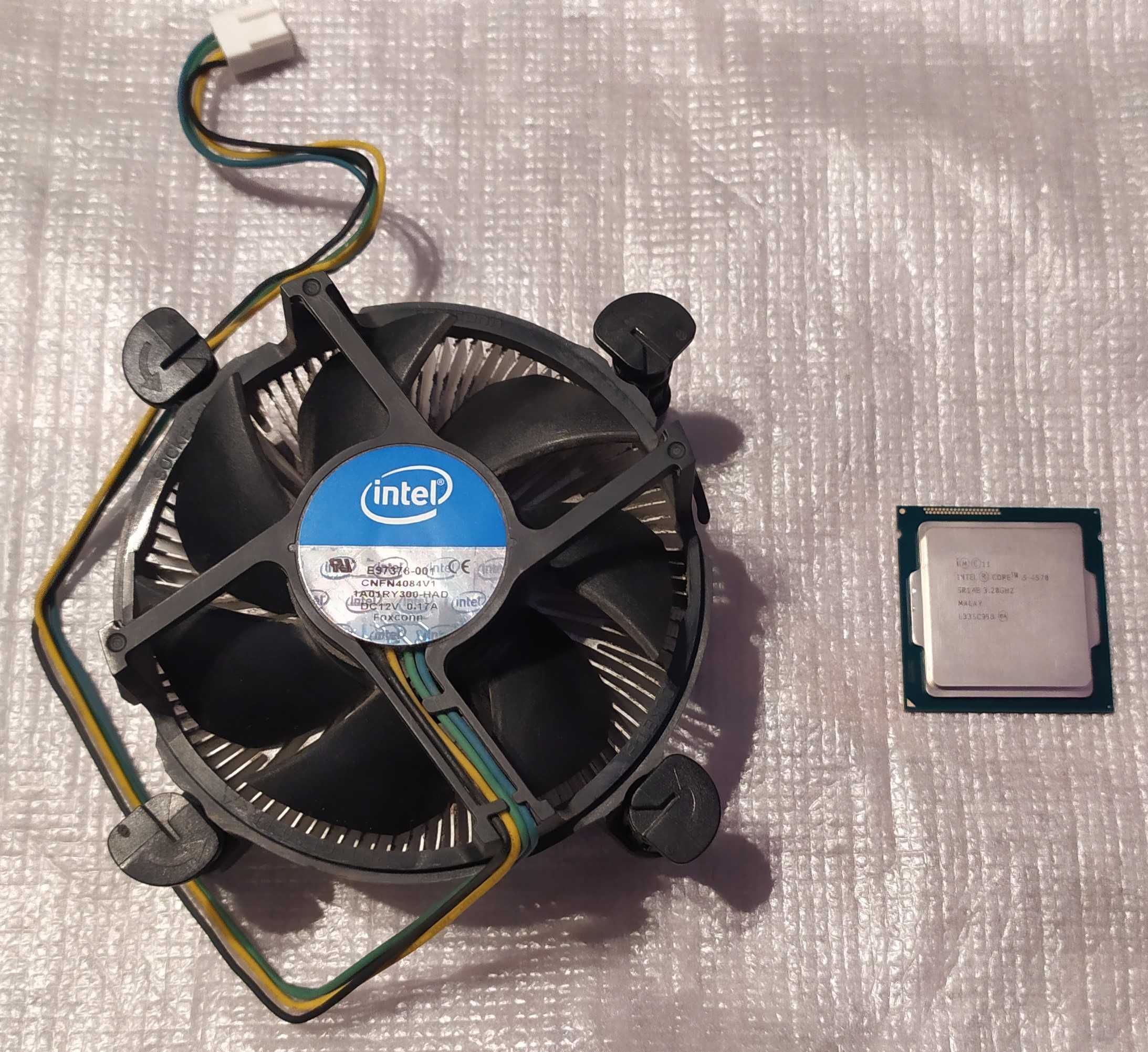 Процесор Intel i5-4570 3.20GHz (Socket 1150) та кулер Intel E97378-001