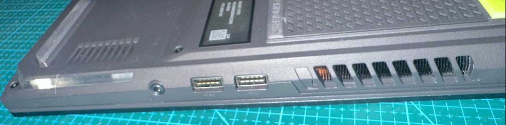 Laptop Gamingowy ASUS ROG Strix G15 G513RM / R7-6800H / RTX 3060 / 1TB