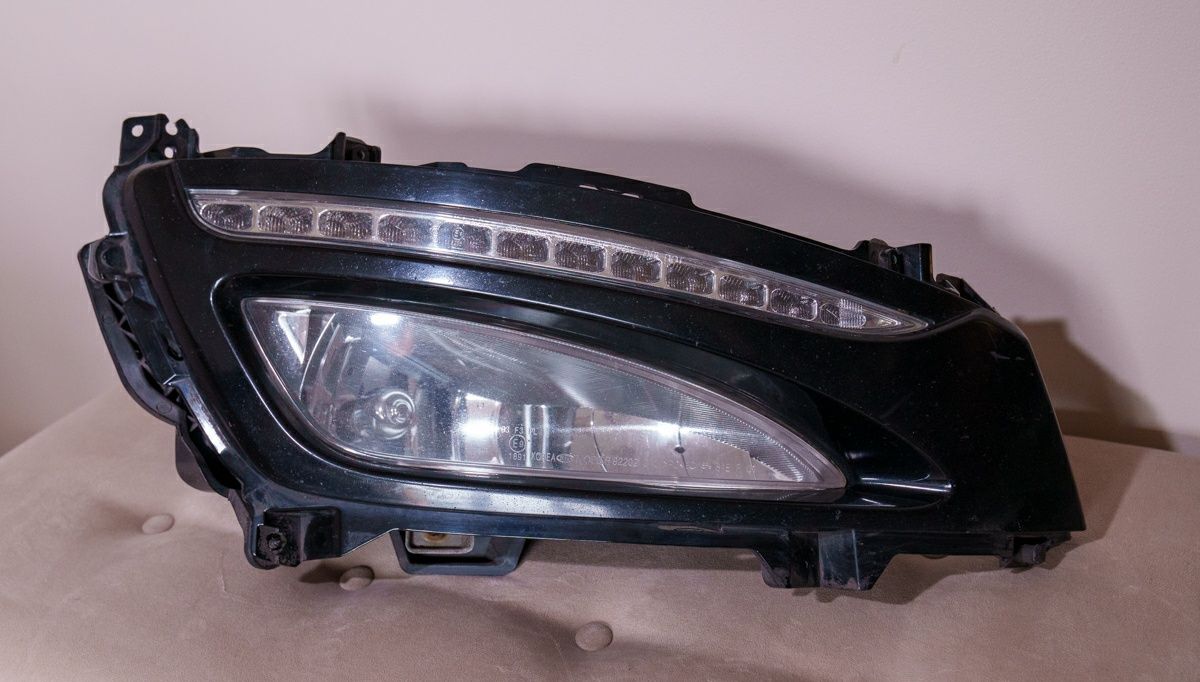 Prawy reflektor do KIA Optima CRDI 1.7 rocznik 2012