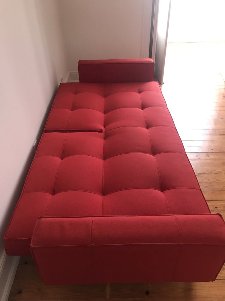 Sofá-cama vermelho Área