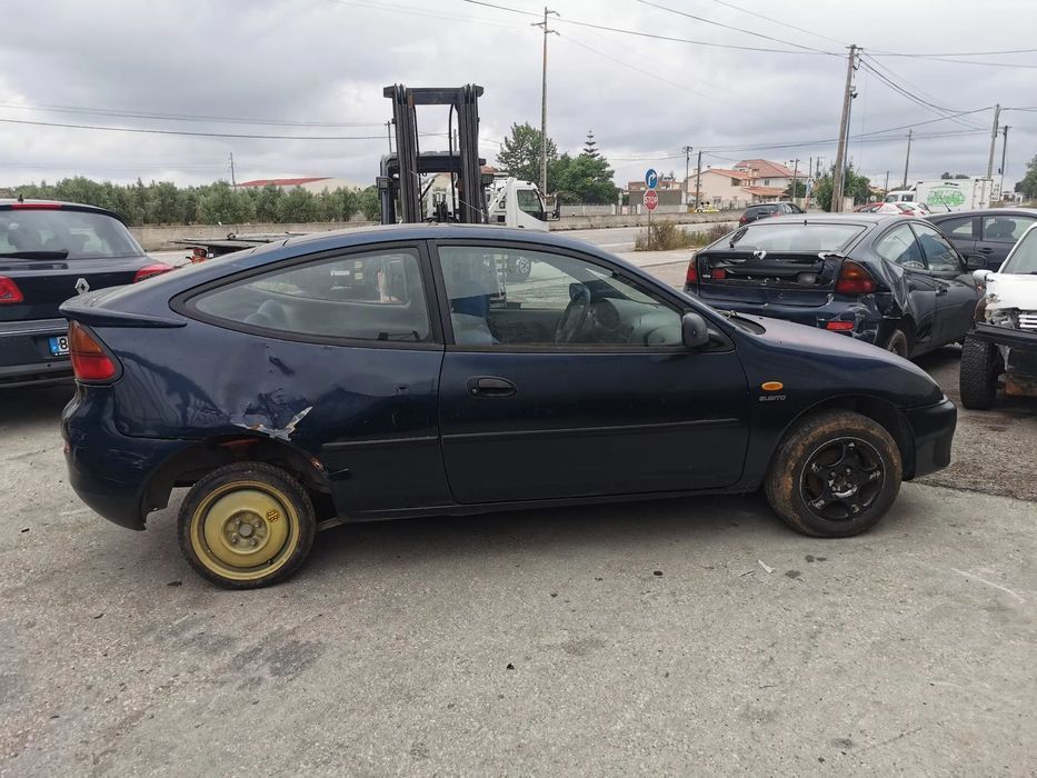 Peças Mazda 323 do ano 1997
