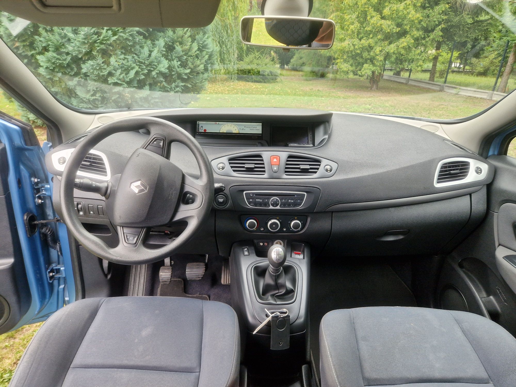 Renault Scenic 1.6 16V 110