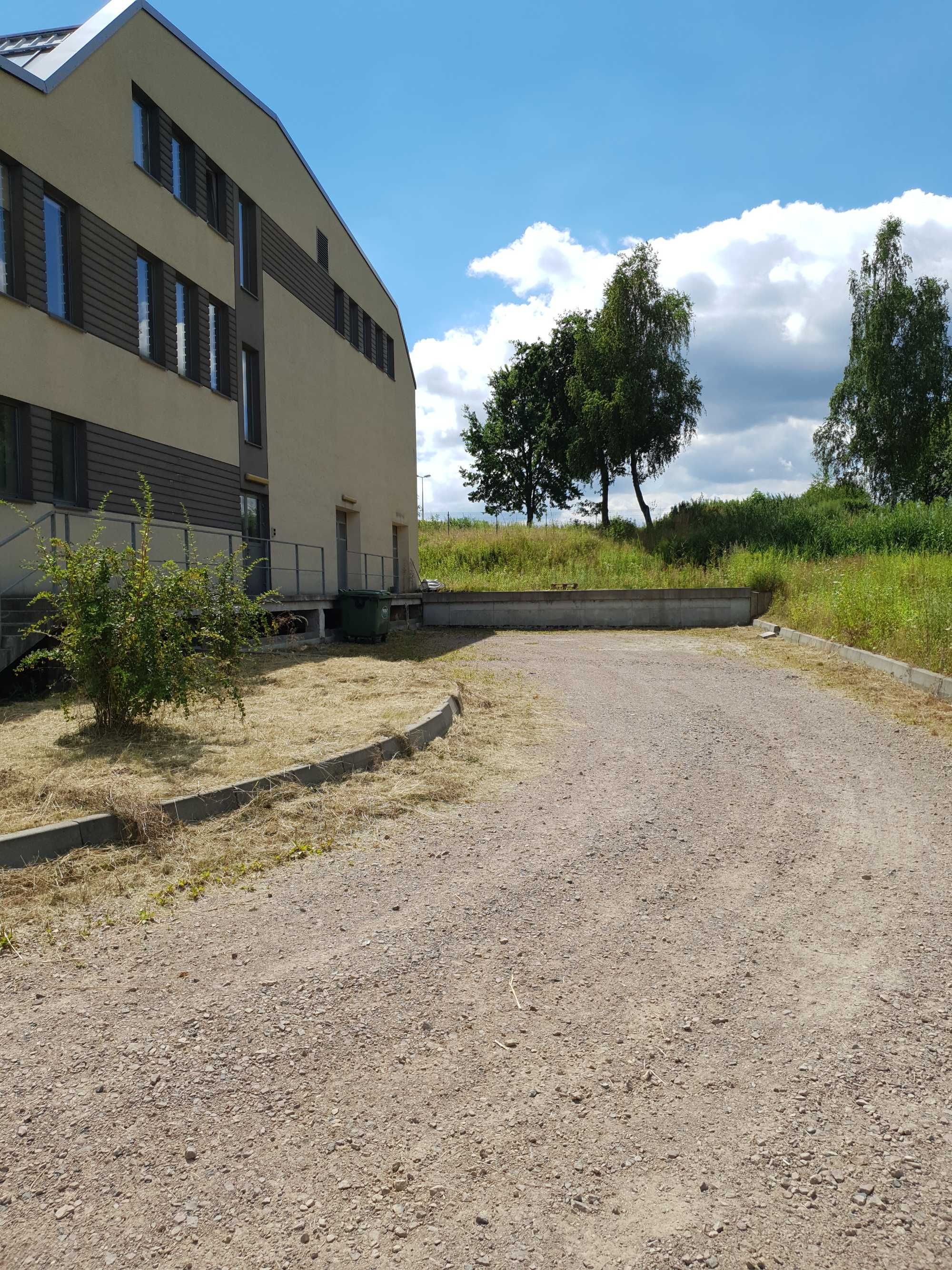 Powierzchnia Magazynowo-Biurowa | 740 m² | Kokotów – Granica Krakowa