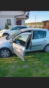 renault Clio 2            .