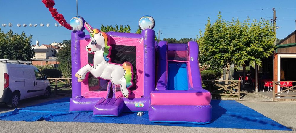 vendo insuflável Unicórnio