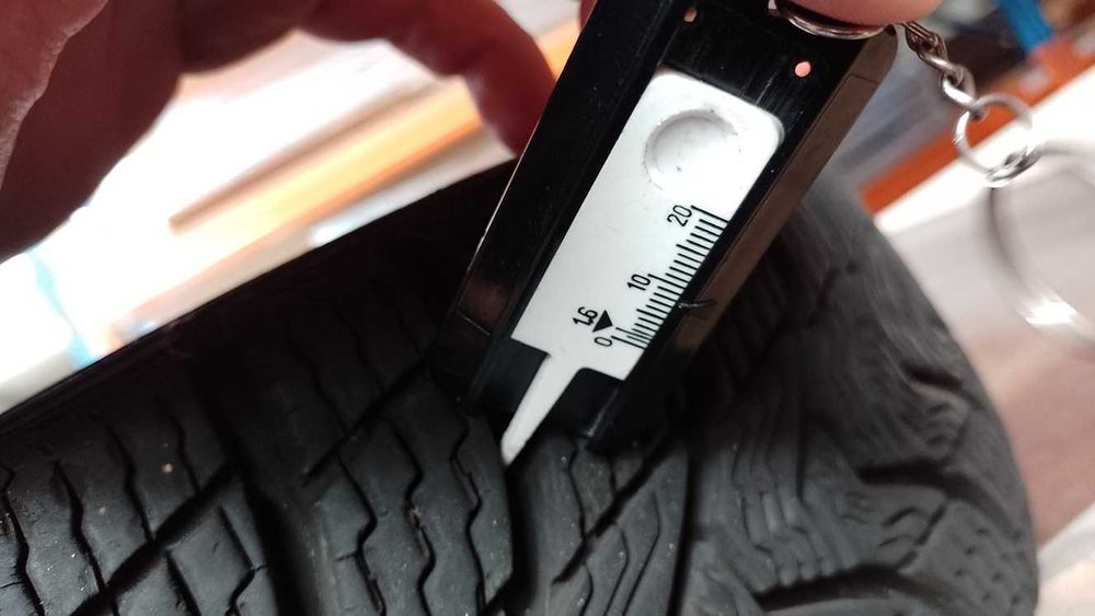 Opony wielosezonowe 175/65/14 M+S Premiorri 4 szt. M +S R 14"