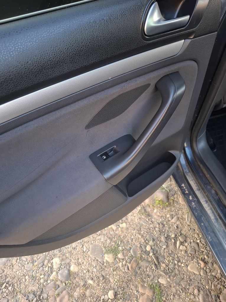 Джетта 2.0TDI обслужена