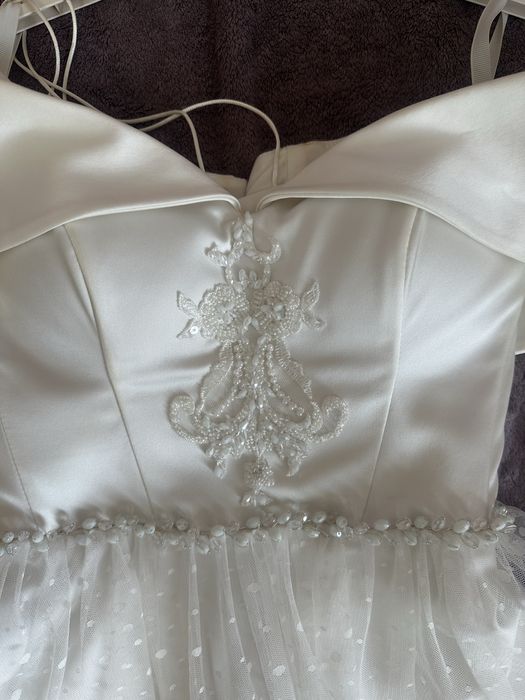 Весільна-вечірня-випускна сукня