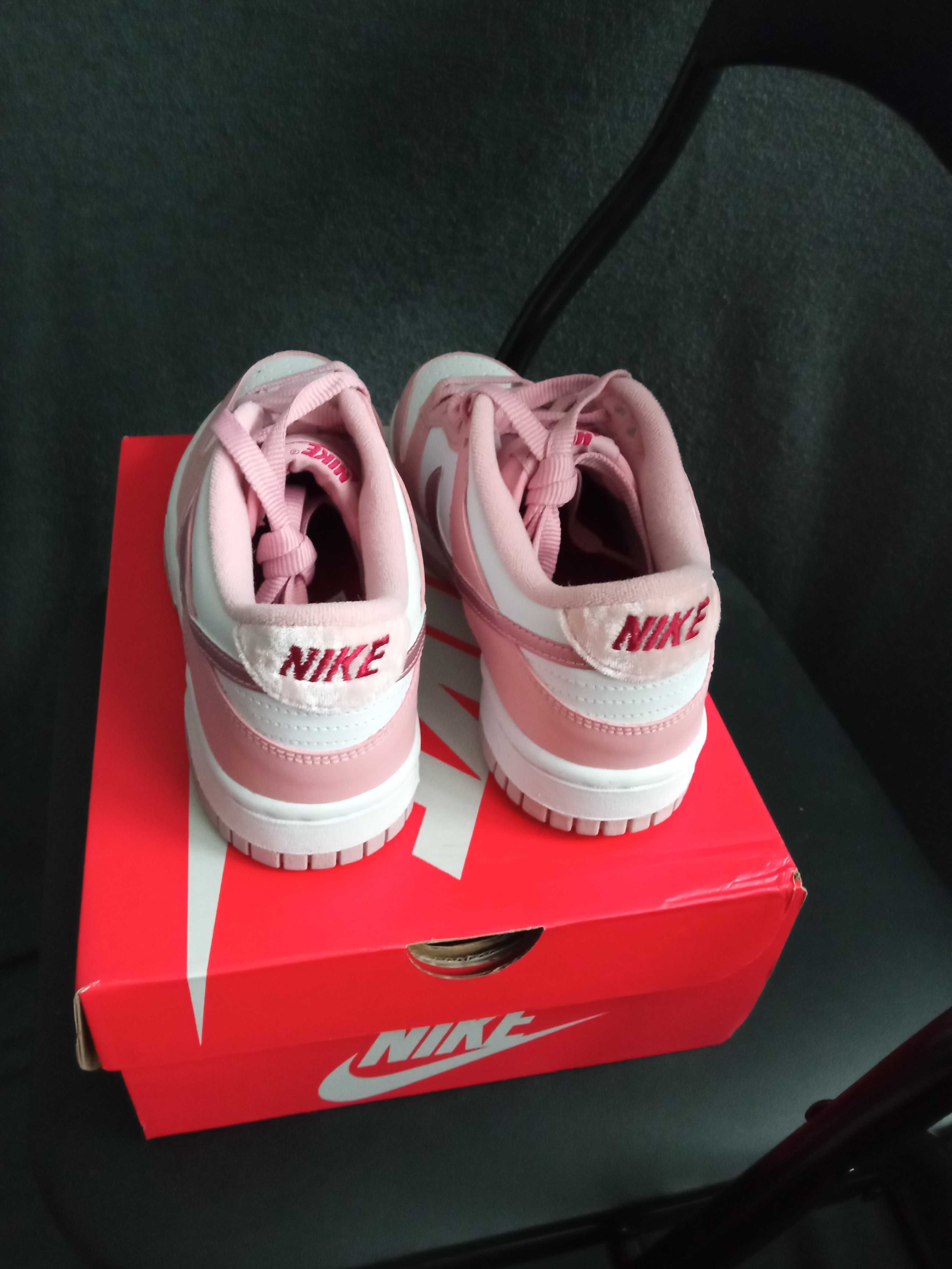 Nike Dunk Low Pink Velvet (GS)