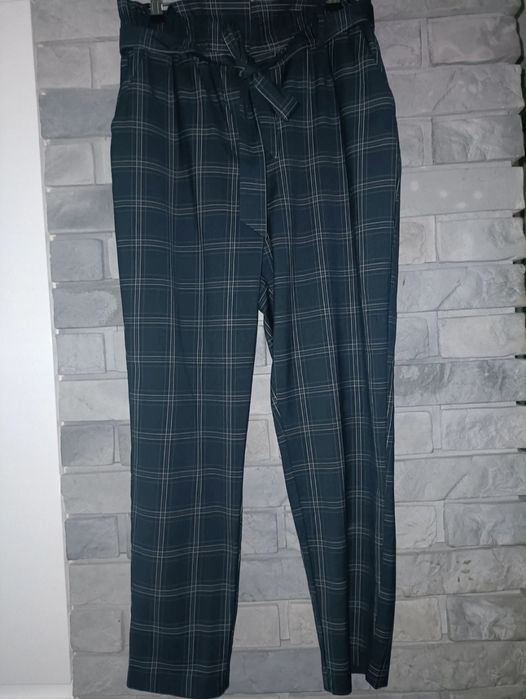 Spodnie damskie Reserved L