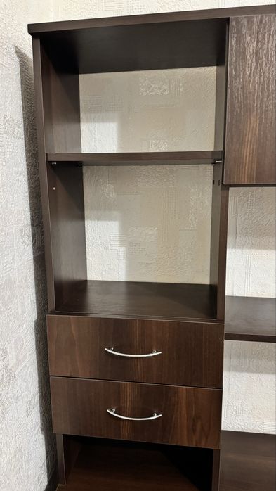 Стіл компʼютерний письмовий