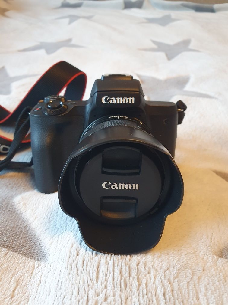 Aparat Canon EOS M50