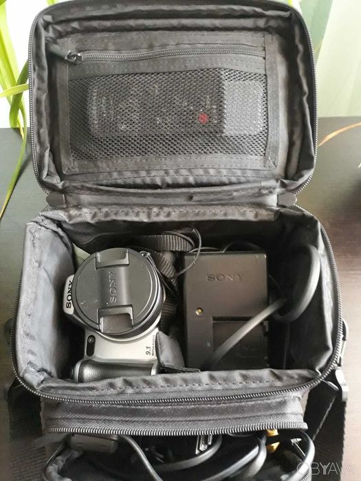 Фотокамера (фотоапарат) Sony Cyber-Shot DSC-H50