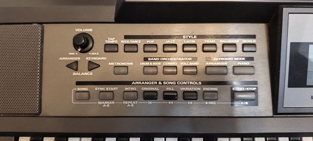 Keyboard Roland E-09