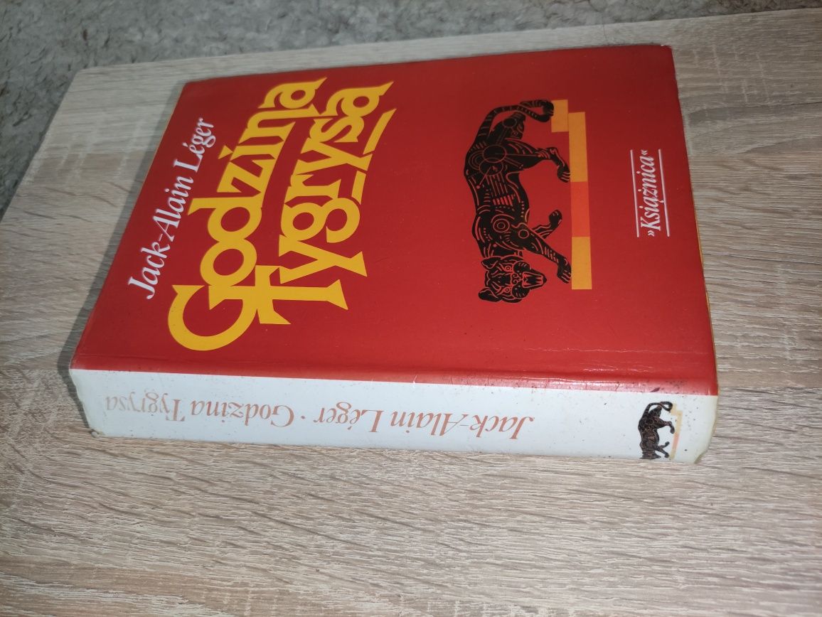 Książka// Godzina tygrysa Leger