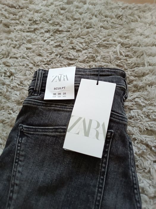 Spodnie jeansowe czarne Zara