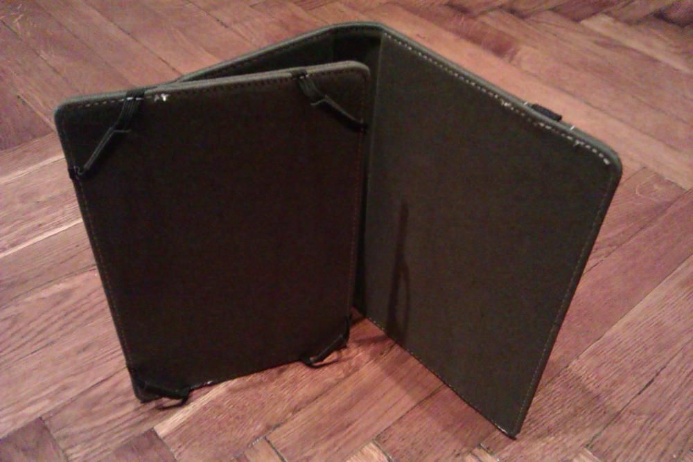 Чехол универсальный для планшетов ( электронных книг )