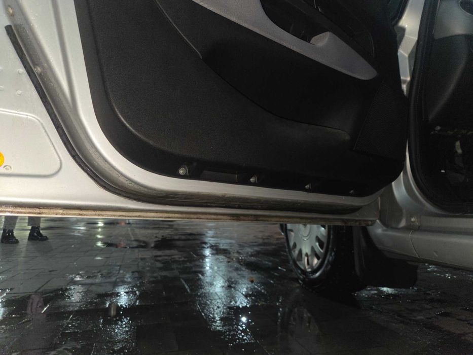 Fiat Linea 2013 рестайлінг (1.4 77 к.с.) Газ/Бензин - Ідеальний стан