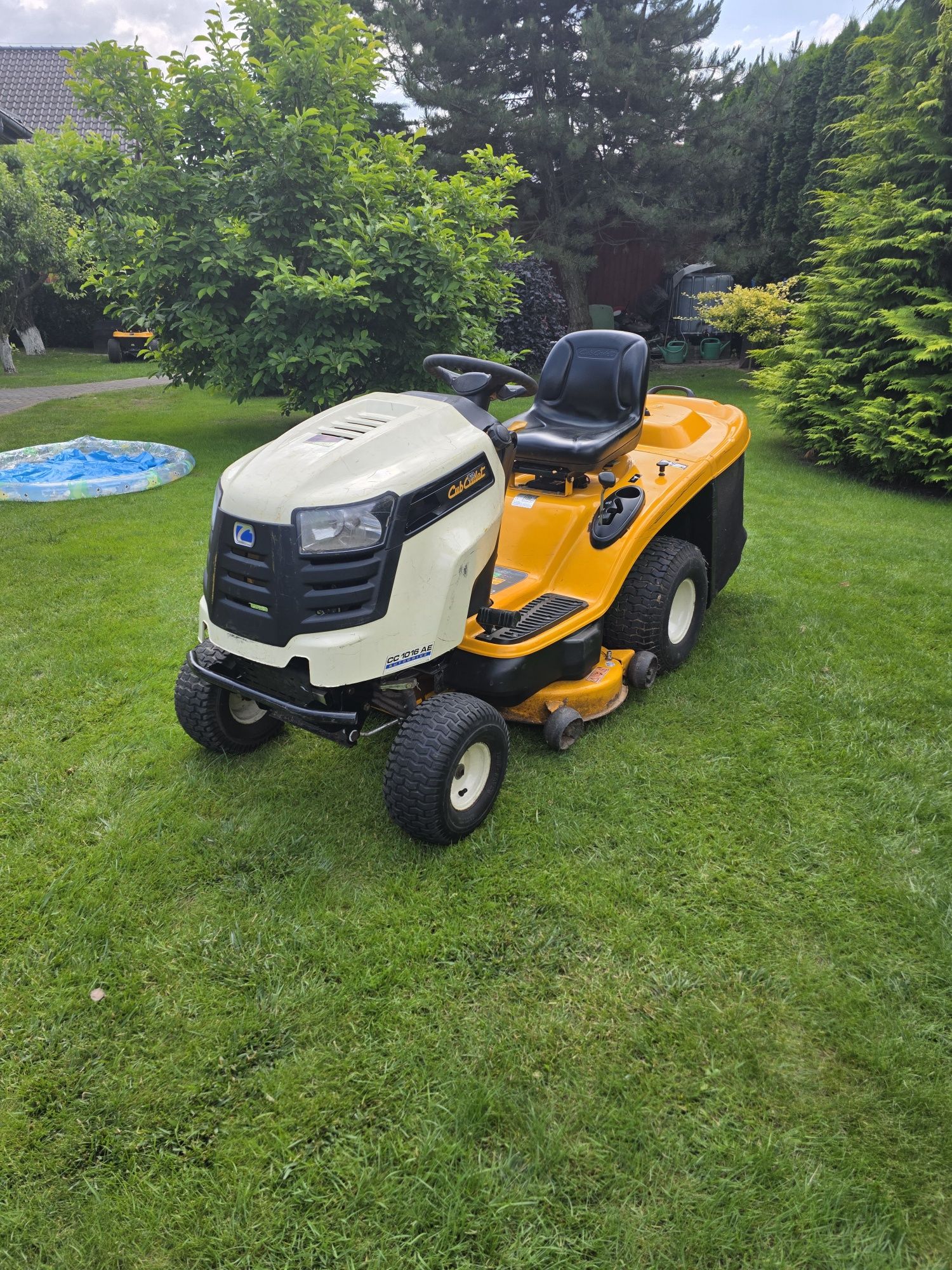 Traktorek kosiarka z koszem Cub Cadet CC1016CE Briggs&stratton