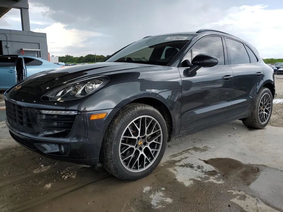 Porsche Macan Porsche Macan 2018 / NISKA AKCYZA / SZKODA TYŁU POJAZDU / 4X4