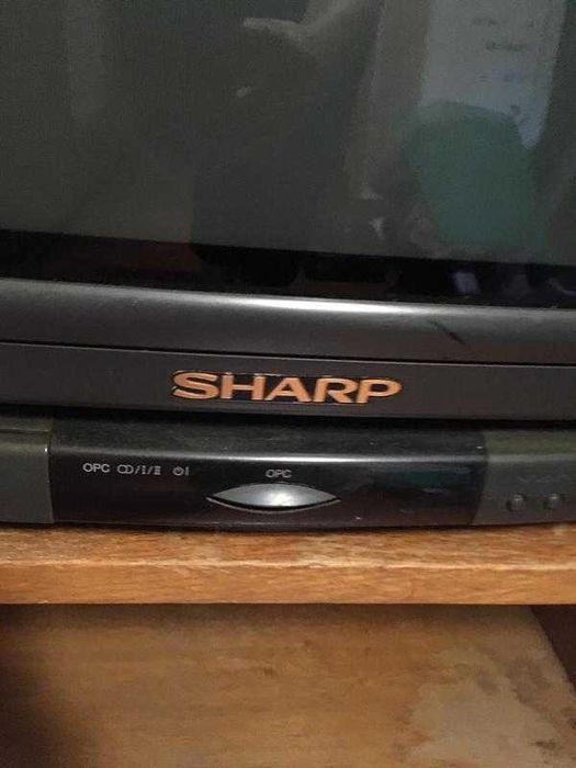 телевізор Sharp на деталі