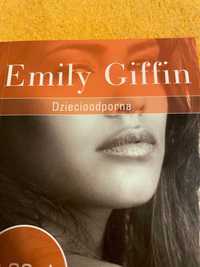 Dziecioodporna  - Emily Griffin