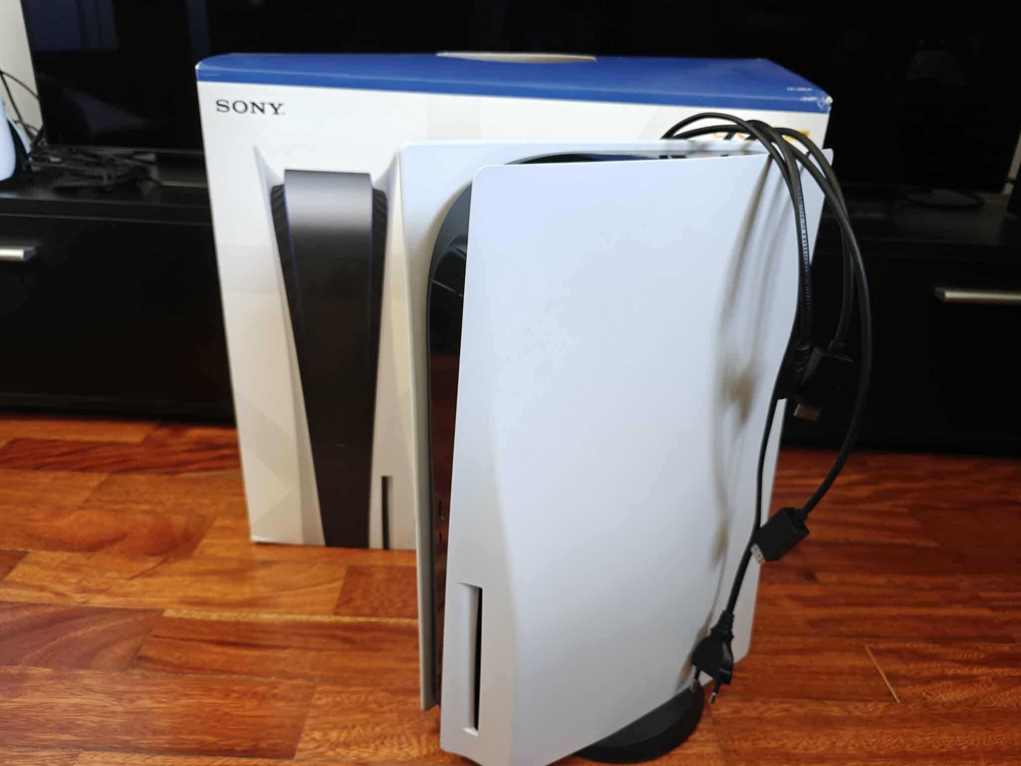 Playstation 5 (primeira versão) ainda com caixa