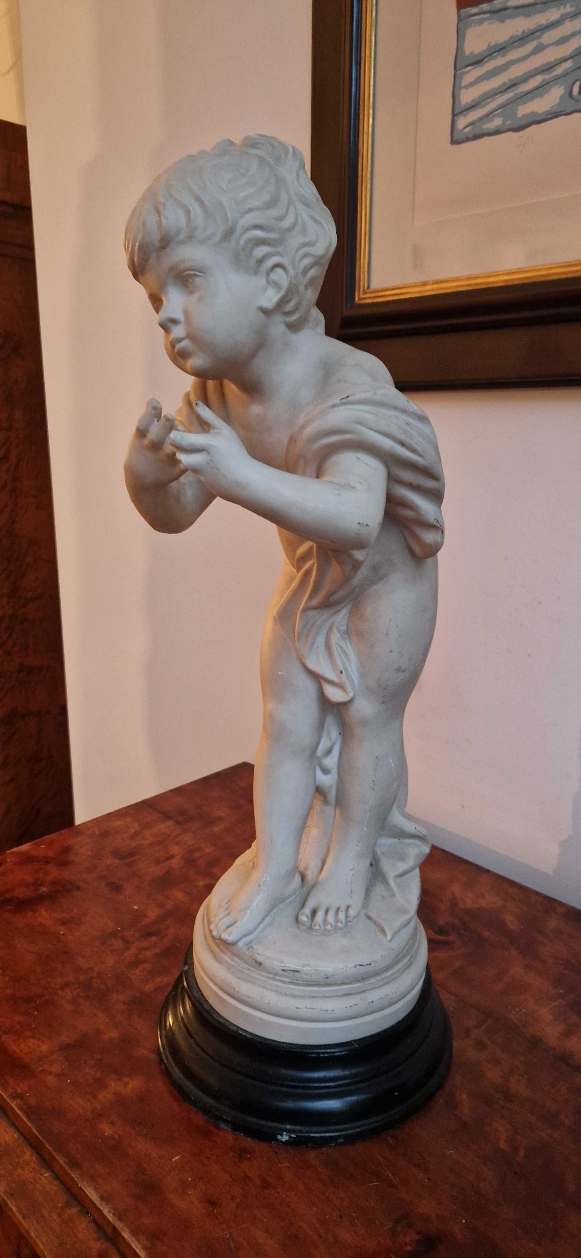 Rzeźba salonowa putto Młodzieniec Włochy klasycyzm glamour design