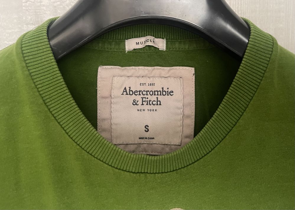 Футболка чоловіча Abercrombie & fitch зелена