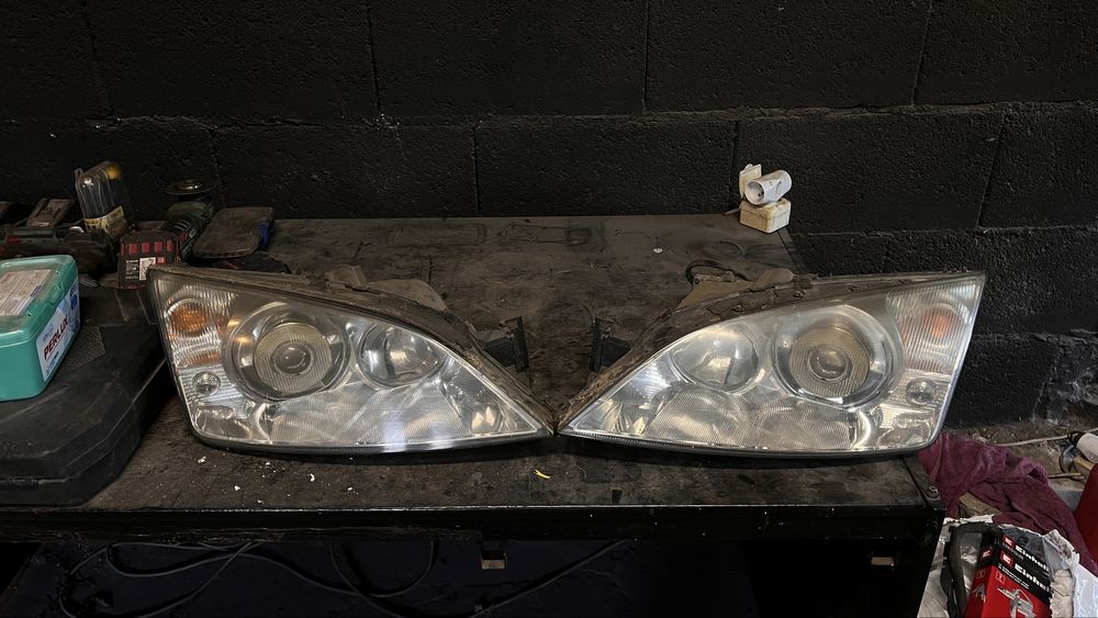 Lampy przednie mondeo mk3 xenon