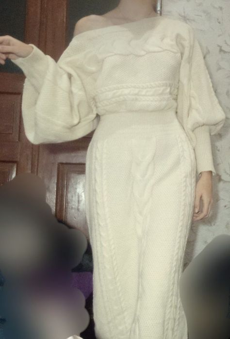 Платье вязаное, теплое