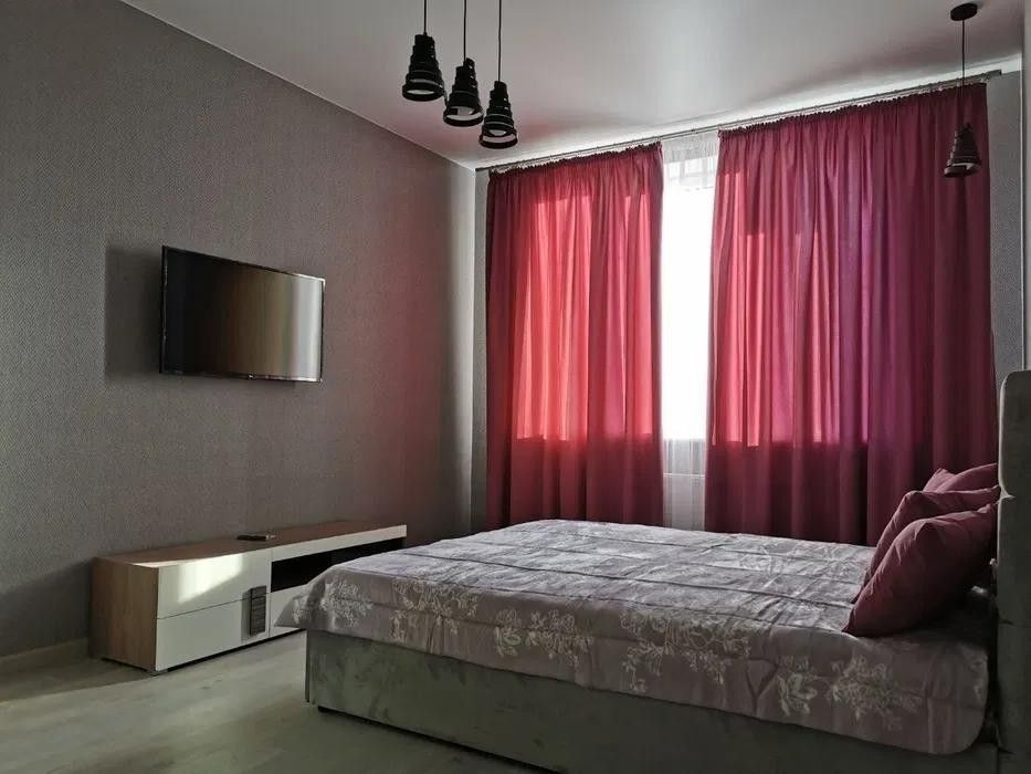 Срочно сдам квартиру в ЖК"Мандарин", ул.Канатная 122. Животных можно