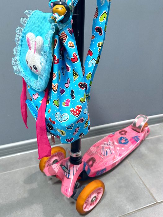 Дитячий, рожевий самокат для дівчинки; триколісний транспорт +рюкзак