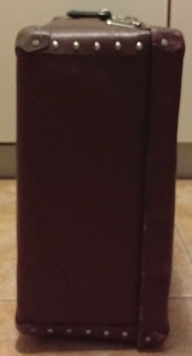 Чемодан большой, коричневый. Винтаж. СССР