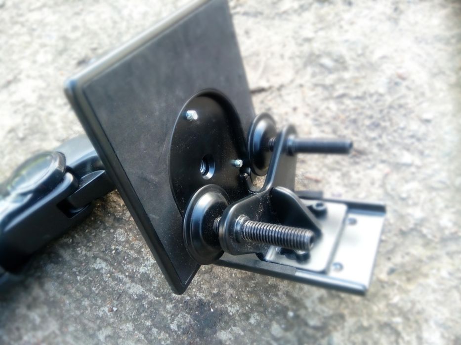 Humanskale uchwyt solidny