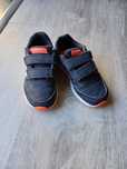 Sapatilhas de criança adidas 28