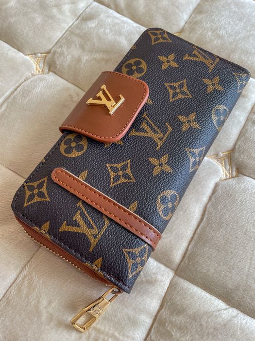 Гаманець Клатч фірмовий.