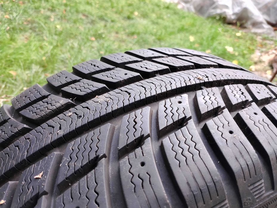 Opony zimowe 225/45 R17