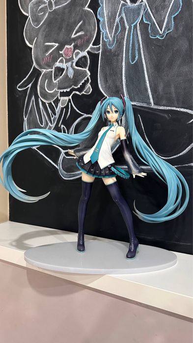 Аніме фігурка хатсуне міку скейл 1/4 50 см