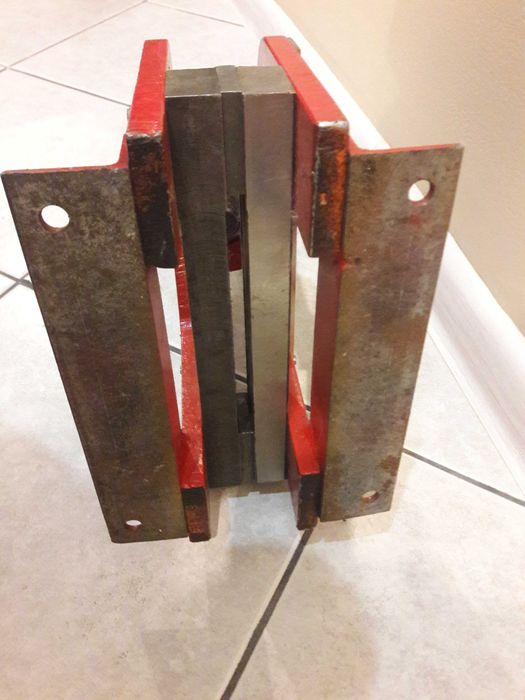 przecinarka, gilotyna hydrauliczna do metalu, koszt nowej ok.1200 euro