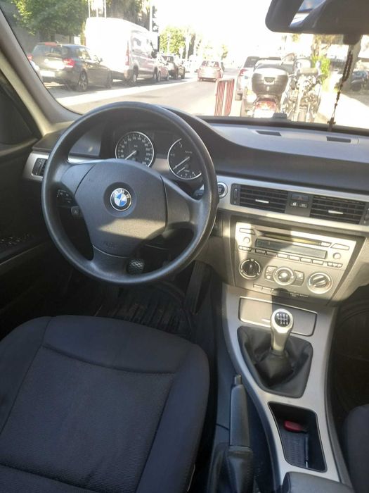 Bmw 318D 2009 - um carro em otimo estado